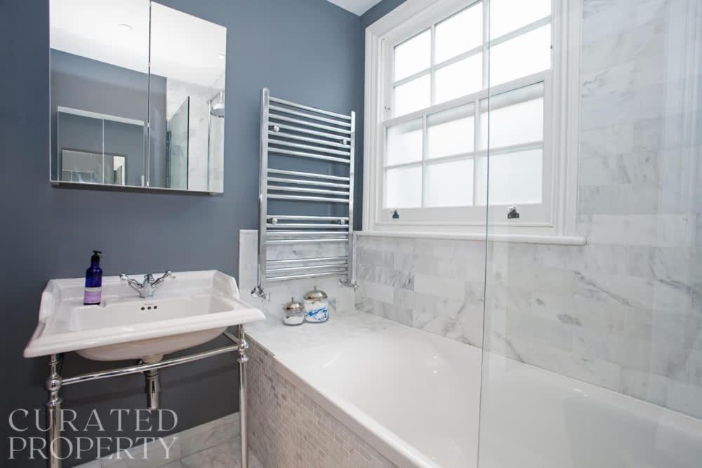 Luxury 2-Bed Marylebone Georgian House with Private Garden & Office