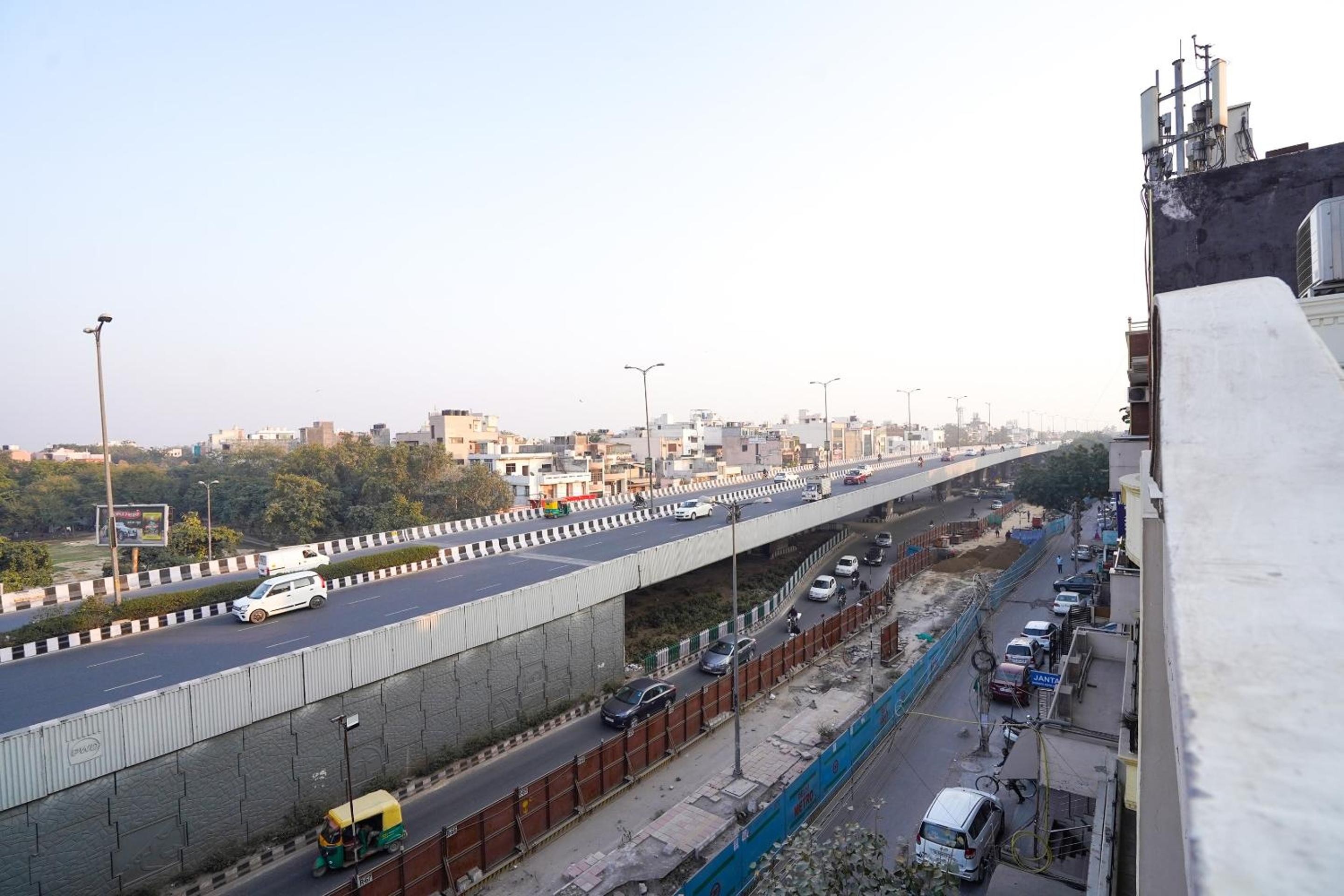 Hotel O Mannat Near Pacific Mall Tagore Garden view 4