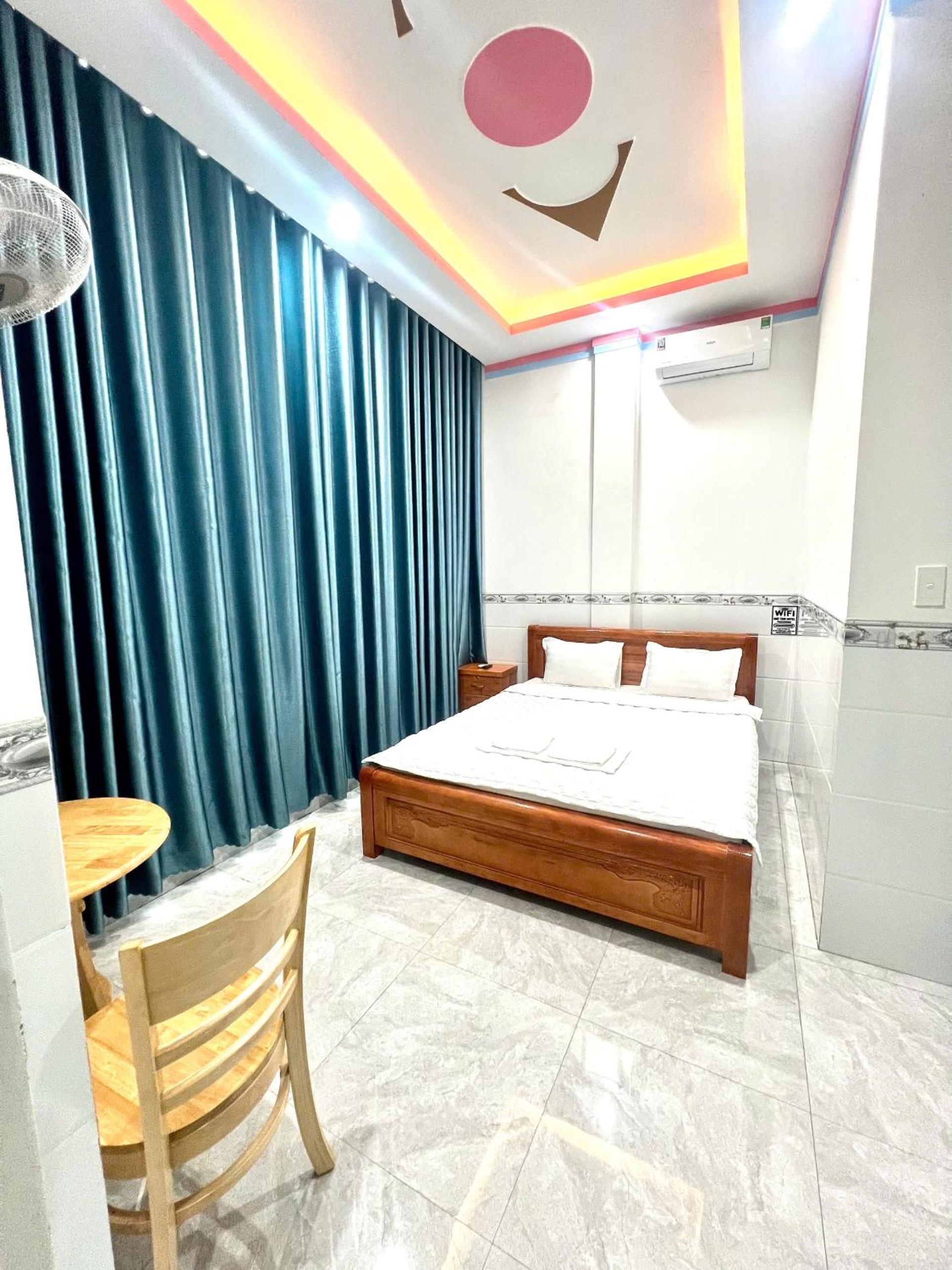 Hotel Ngô Tình view 3