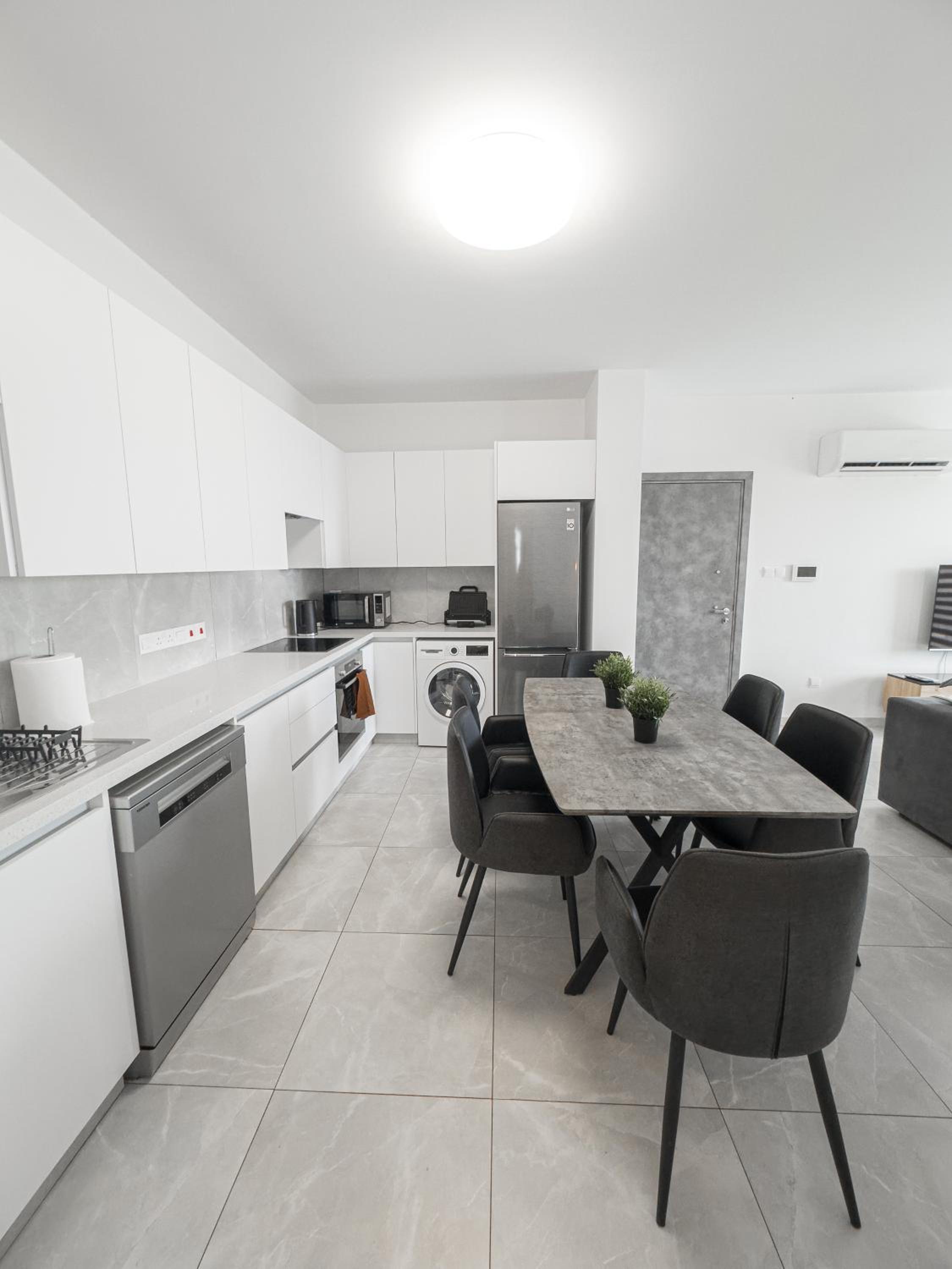 Rotiana Apartment, Larnaca