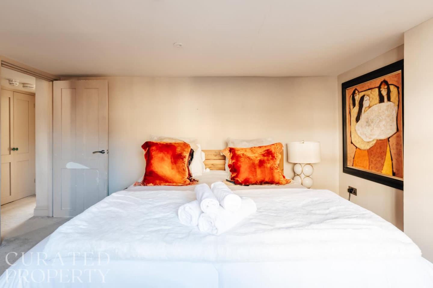 Stunning central Bath Apartment
