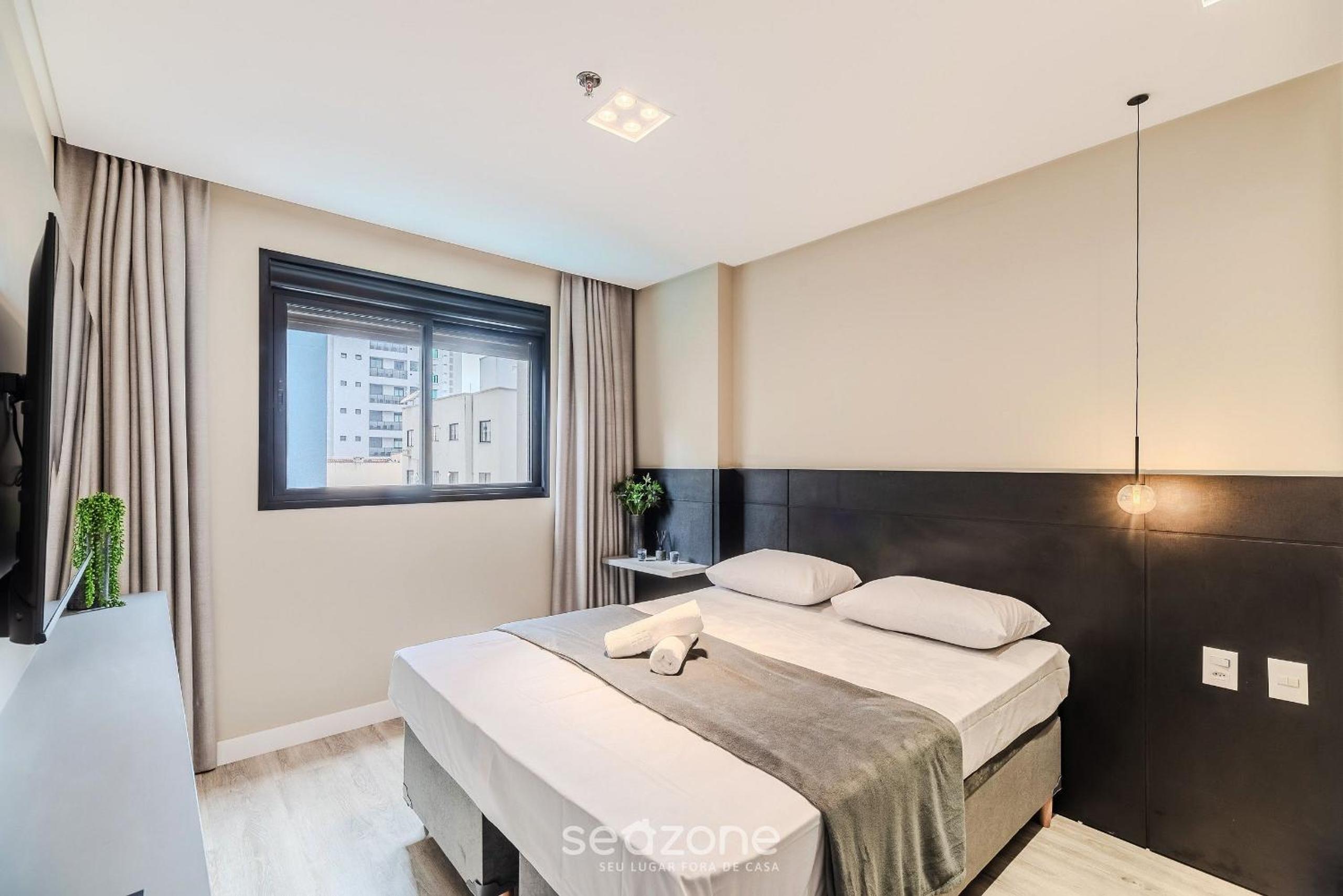 IFT - Ed. Infinity Tower Flat 350m from Meia Praia