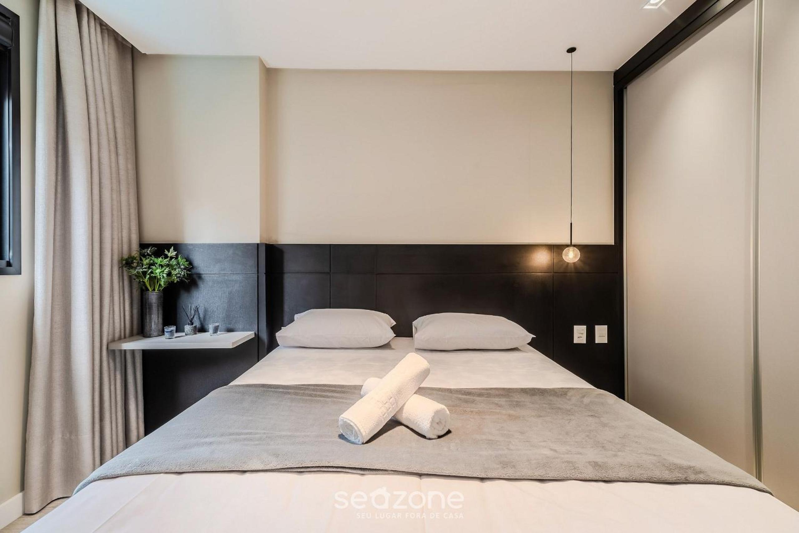 IFT - Ed. Infinity Tower Flat 350m from Meia Praia