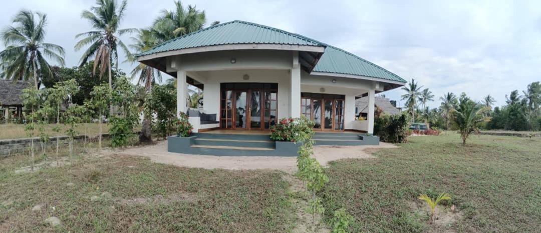 MAFIA TULIVU LODGE