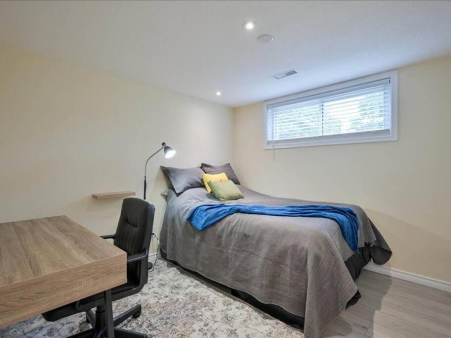 Guelph Vacations - Bright  Modern 1 bedroom unit! - Property Image 9