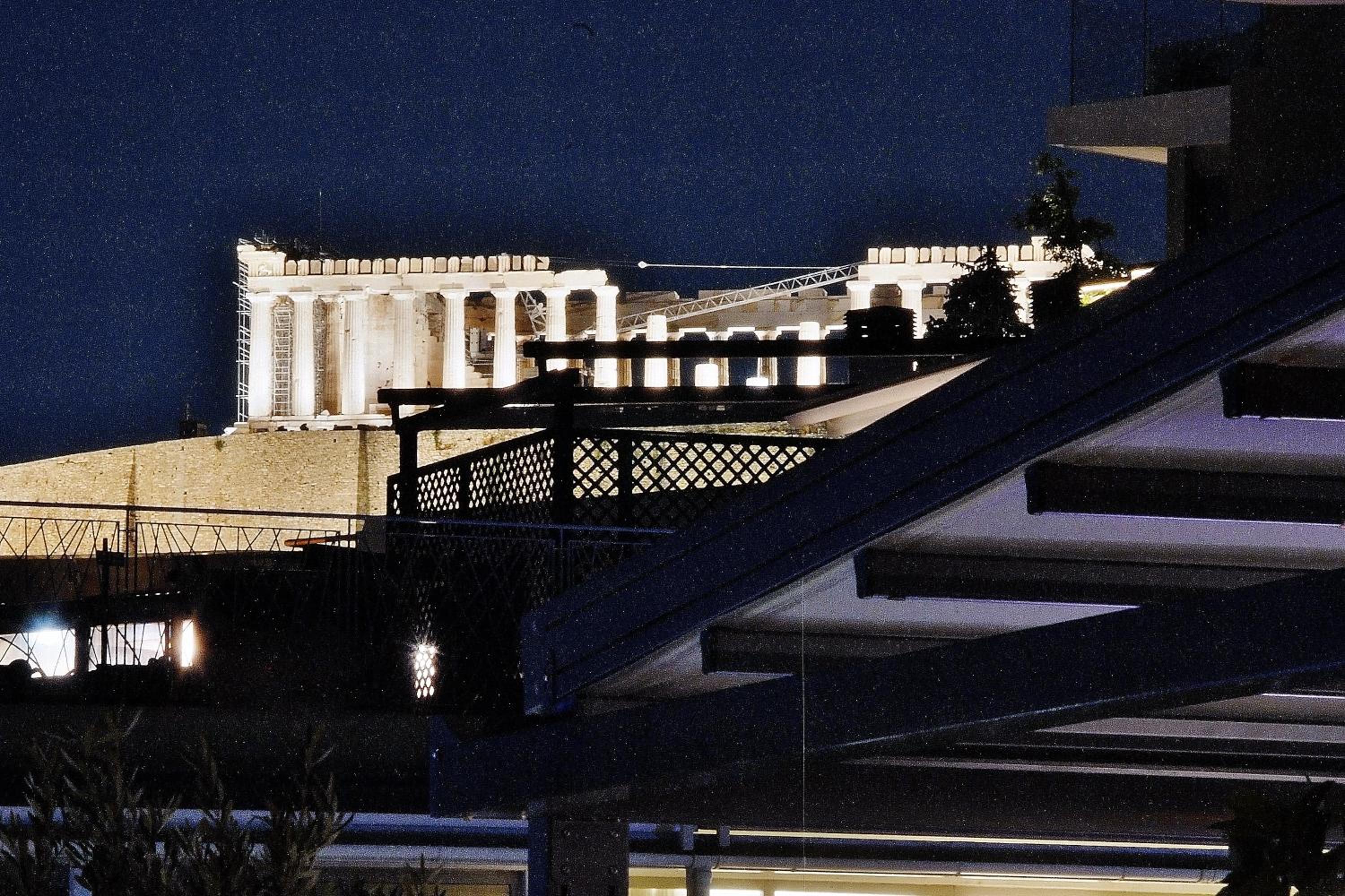 Athens Golden Light Premium Residence