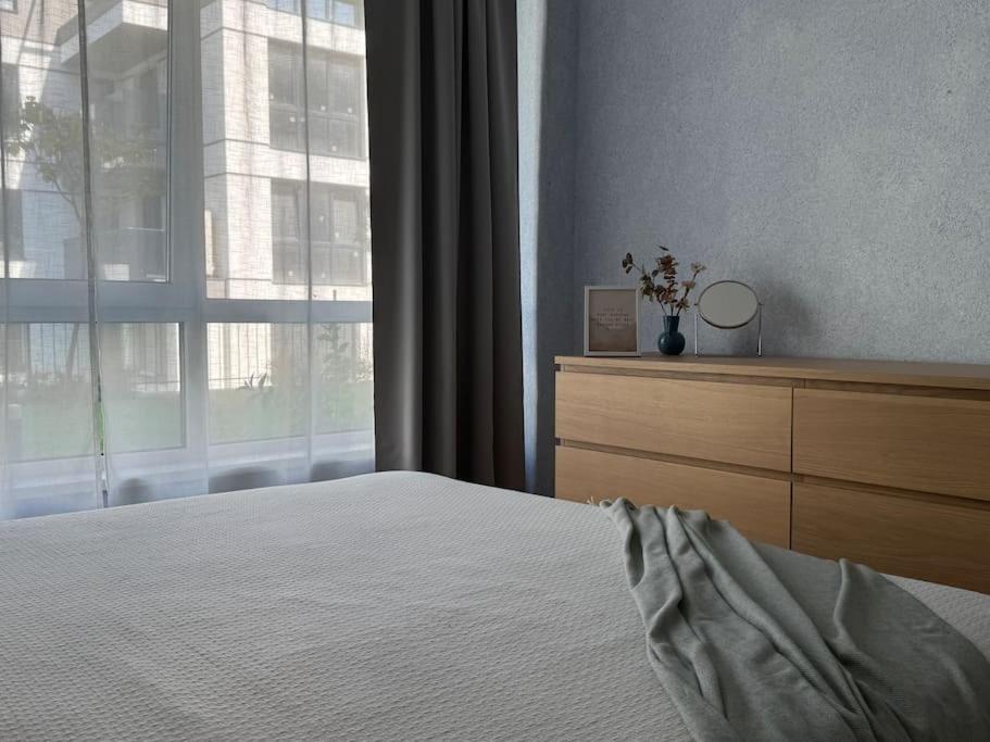 Inspire Your Stay Modern Apartment with Comfort and Style