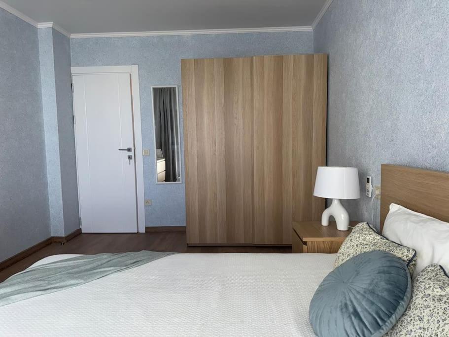 Inspire Your Stay Modern Apartment with Comfort and Style