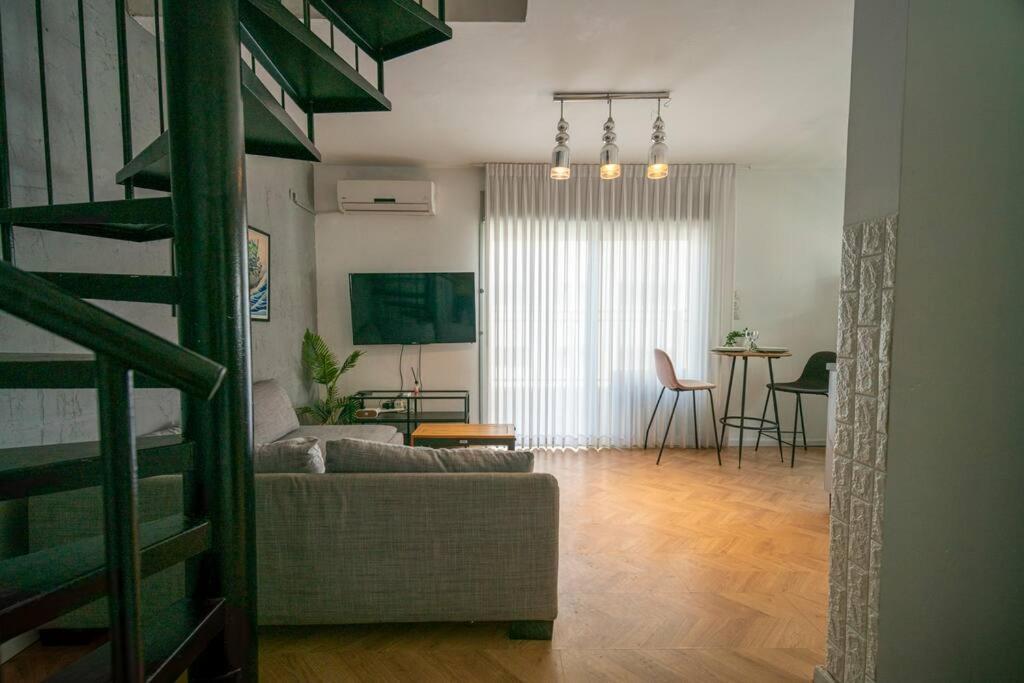Ben Yehuda Duplex Apartment By Nimizz view 2