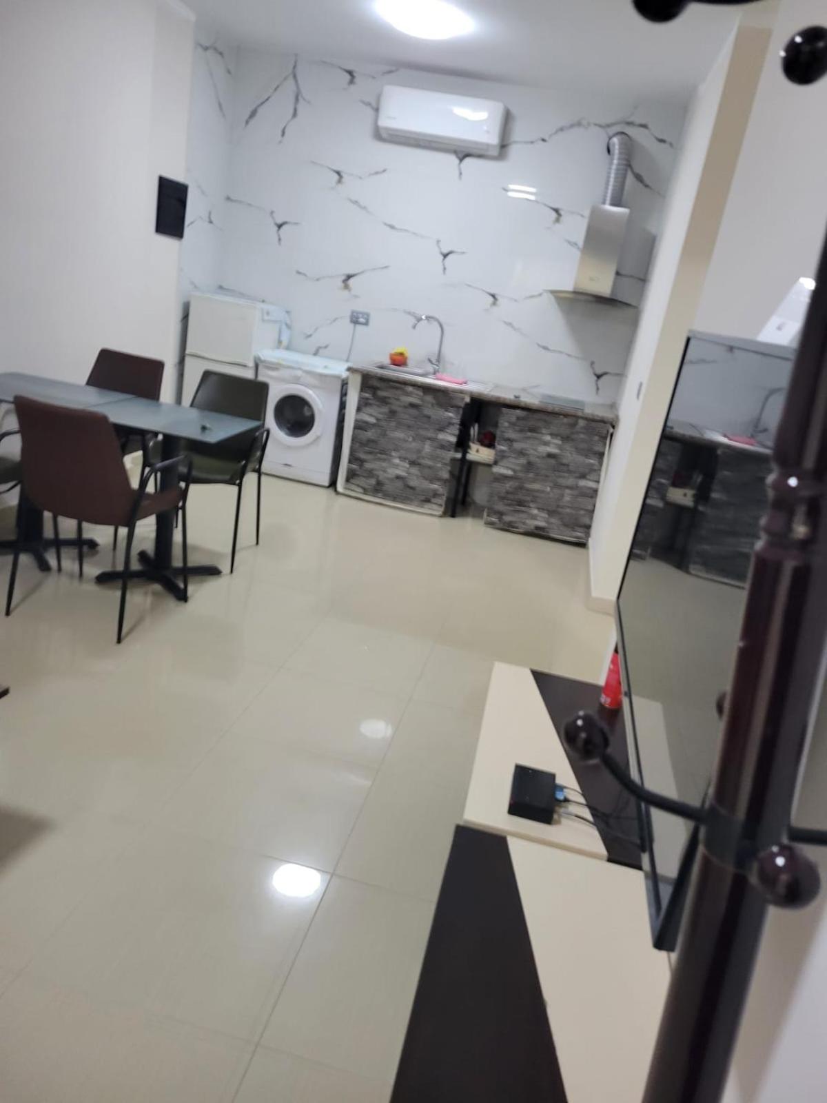 Ami Apartment