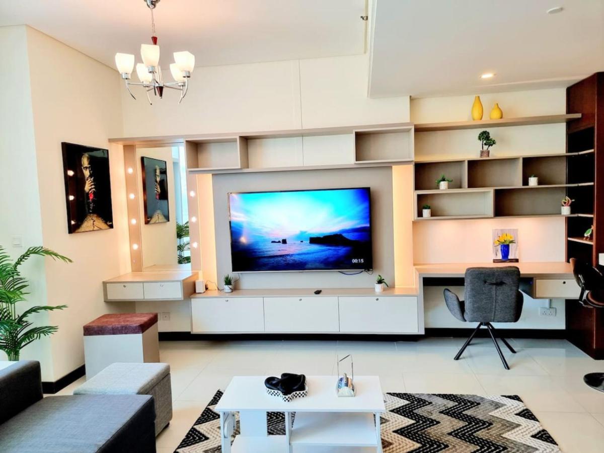 Sea View Luxury Grey Studio