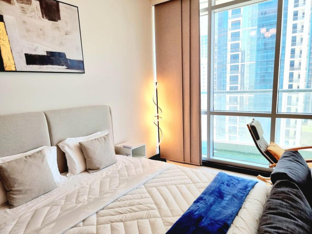 Sea View Luxury Grey Studio