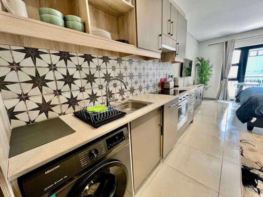 The Den 41 Stellenbosch view 2