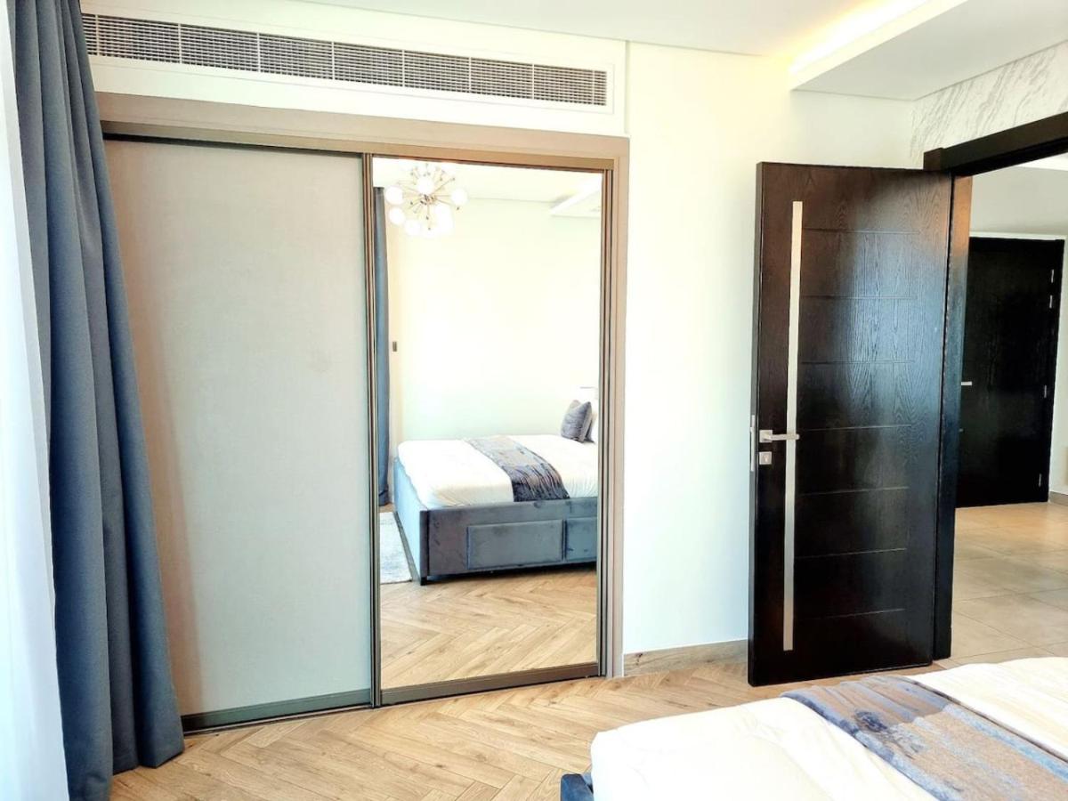 Sea View One Bedroom Sky View Paradise
