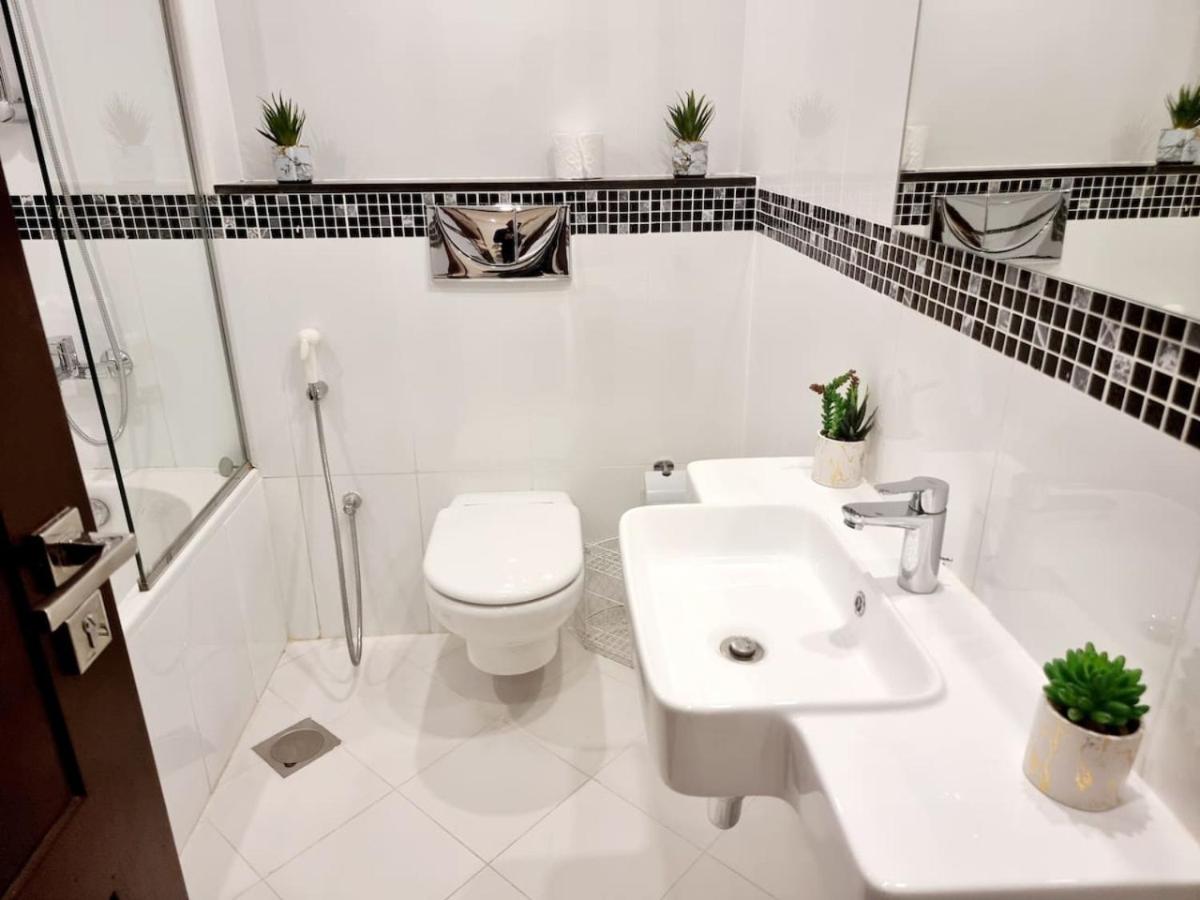 White one bedroom studio Manama
