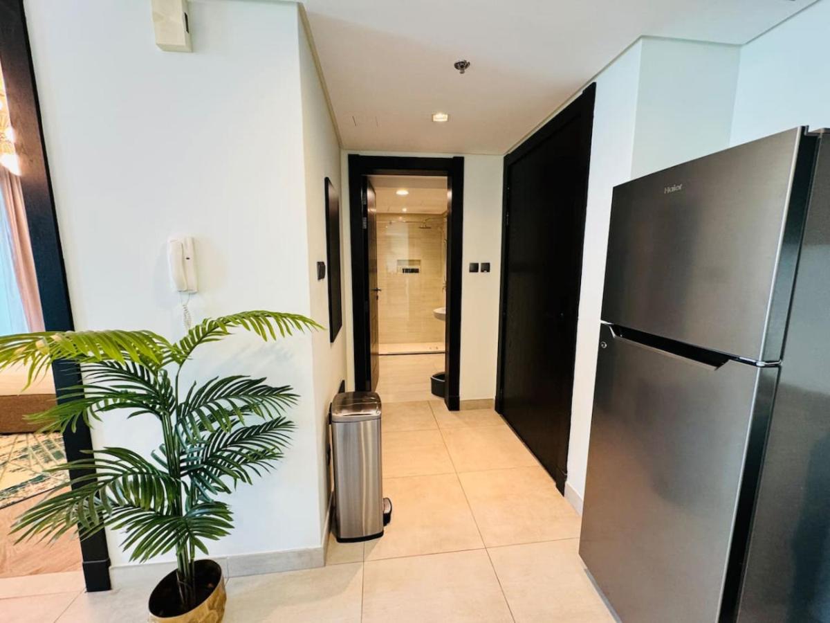 One Bedroom Sea View 31st Floor
