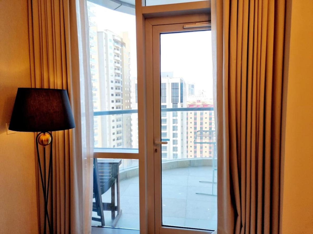 One Bedroom Yellow Luxe Manama