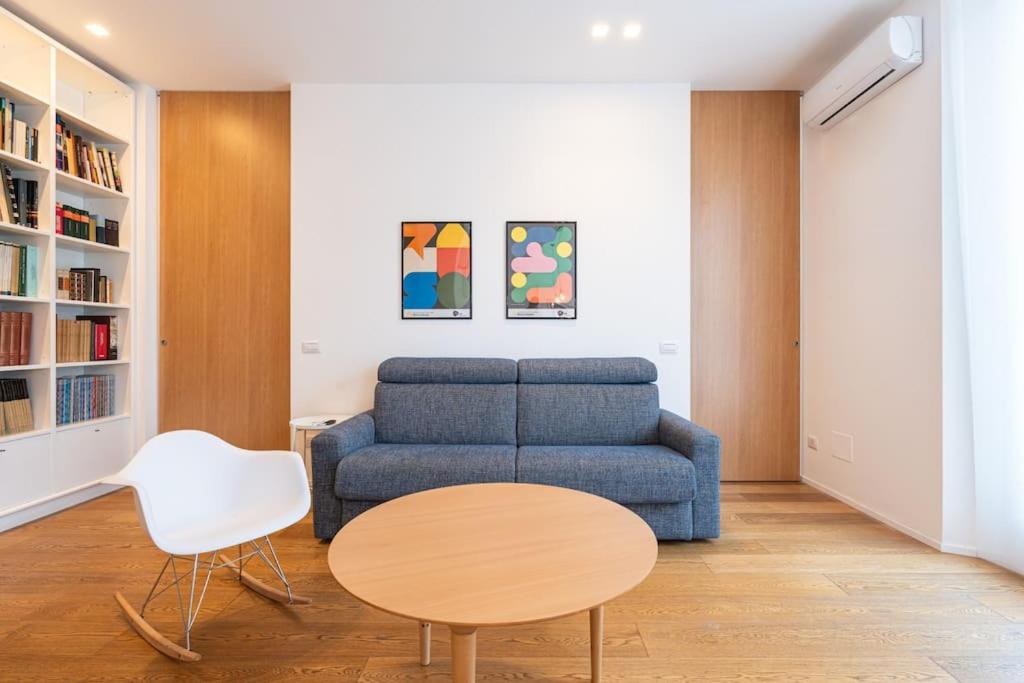 splendid one bedroom De Angeli 2nd fl - Mirable PM