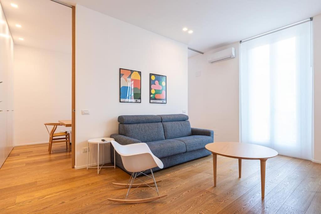 splendid one bedroom De Angeli 2nd fl - Mirable PM