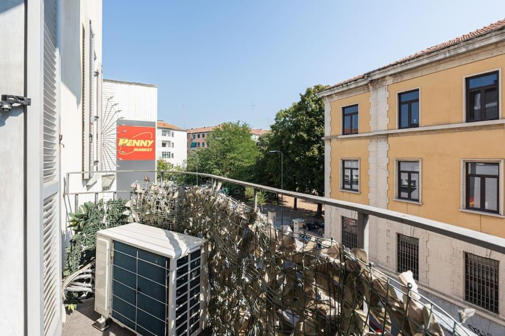 splendid one bedroom De Angeli 2nd fl - Mirable PM