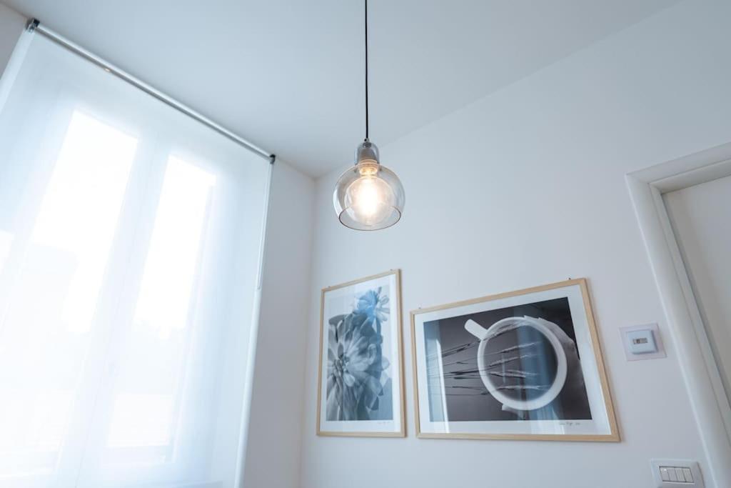 splendid one bedroom De Angeli 2nd fl - Mirable PM