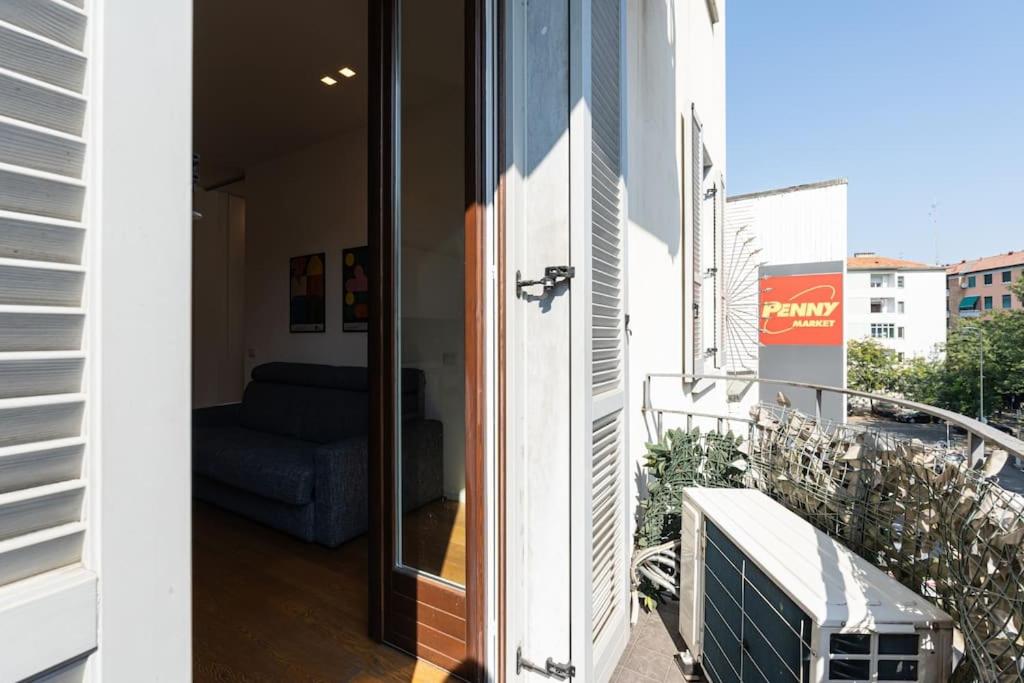 splendid one bedroom De Angeli 2nd fl - Mirable PM
