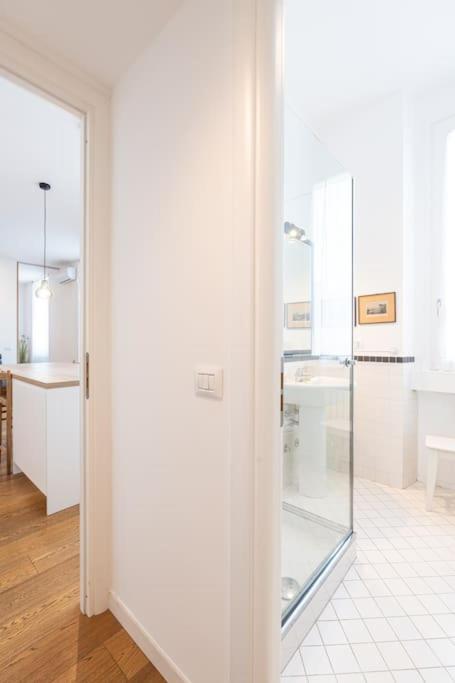 splendid one bedroom De Angeli 2nd fl - Mirable PM