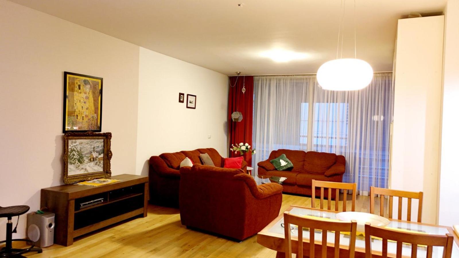 Urban & Cosy Apartment view 3