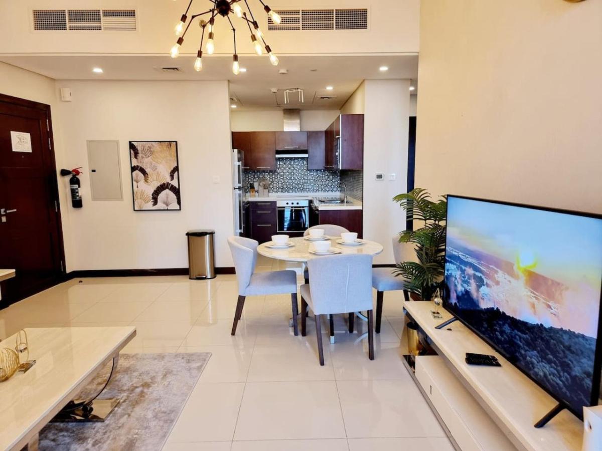 One Bedroom Yellow Luxe Manama