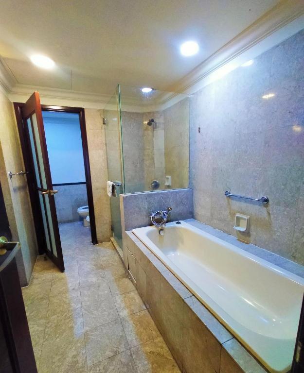 Global tourism services suite at times square