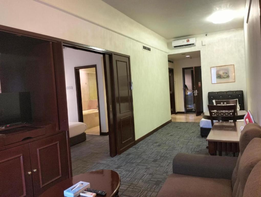 Global tourism services suite at times square