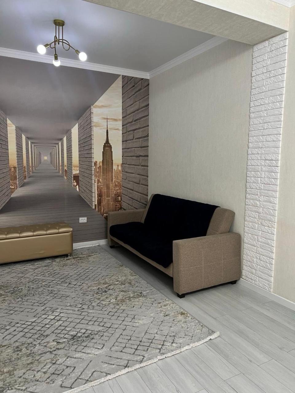 Green Plaza Apartment