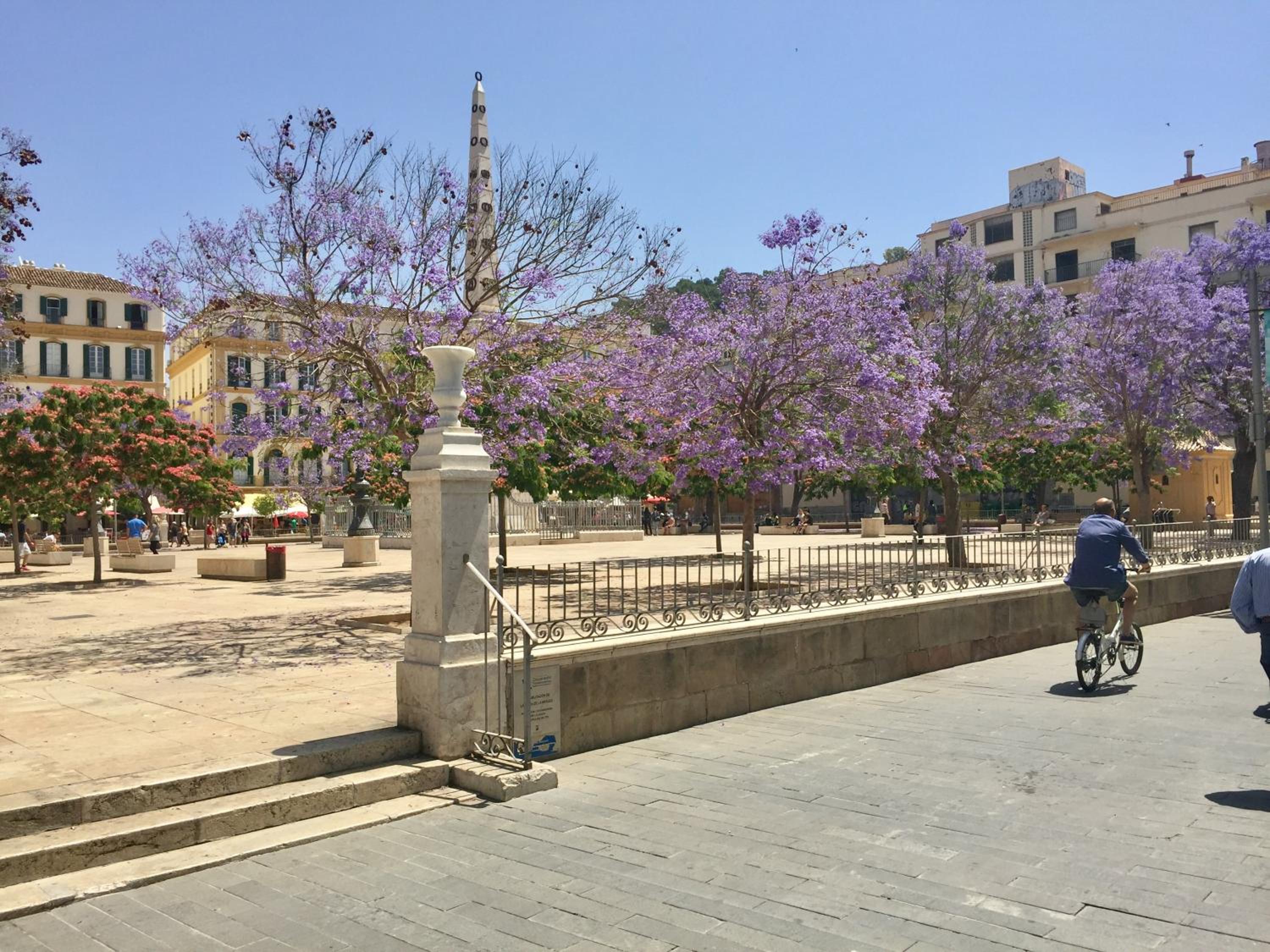 Virgen Gracia 8, center, quite, parking on request, VG