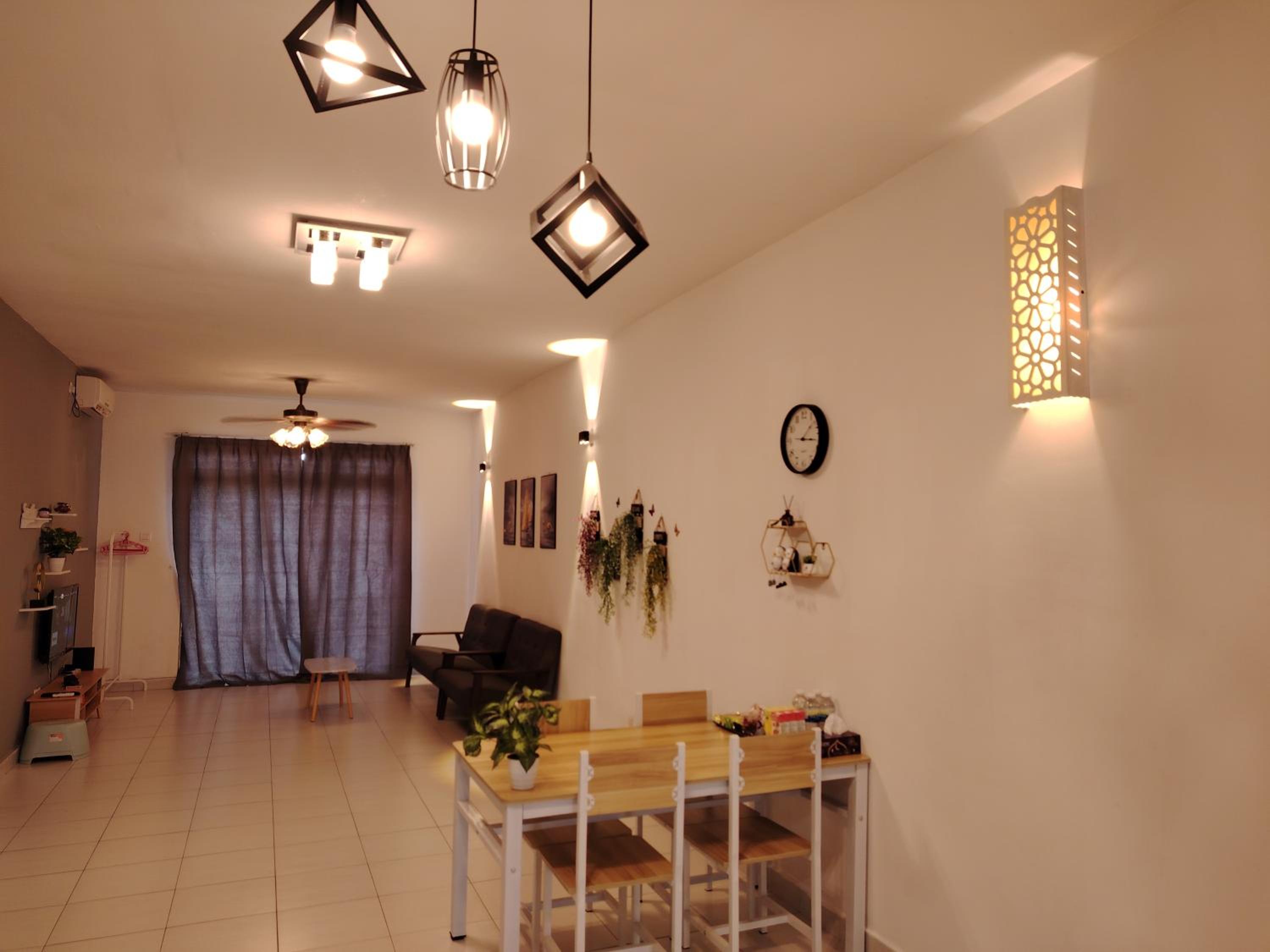 MGM-Tebrau City Walk within 5 min to AEON Mall, Ikea & Toppen