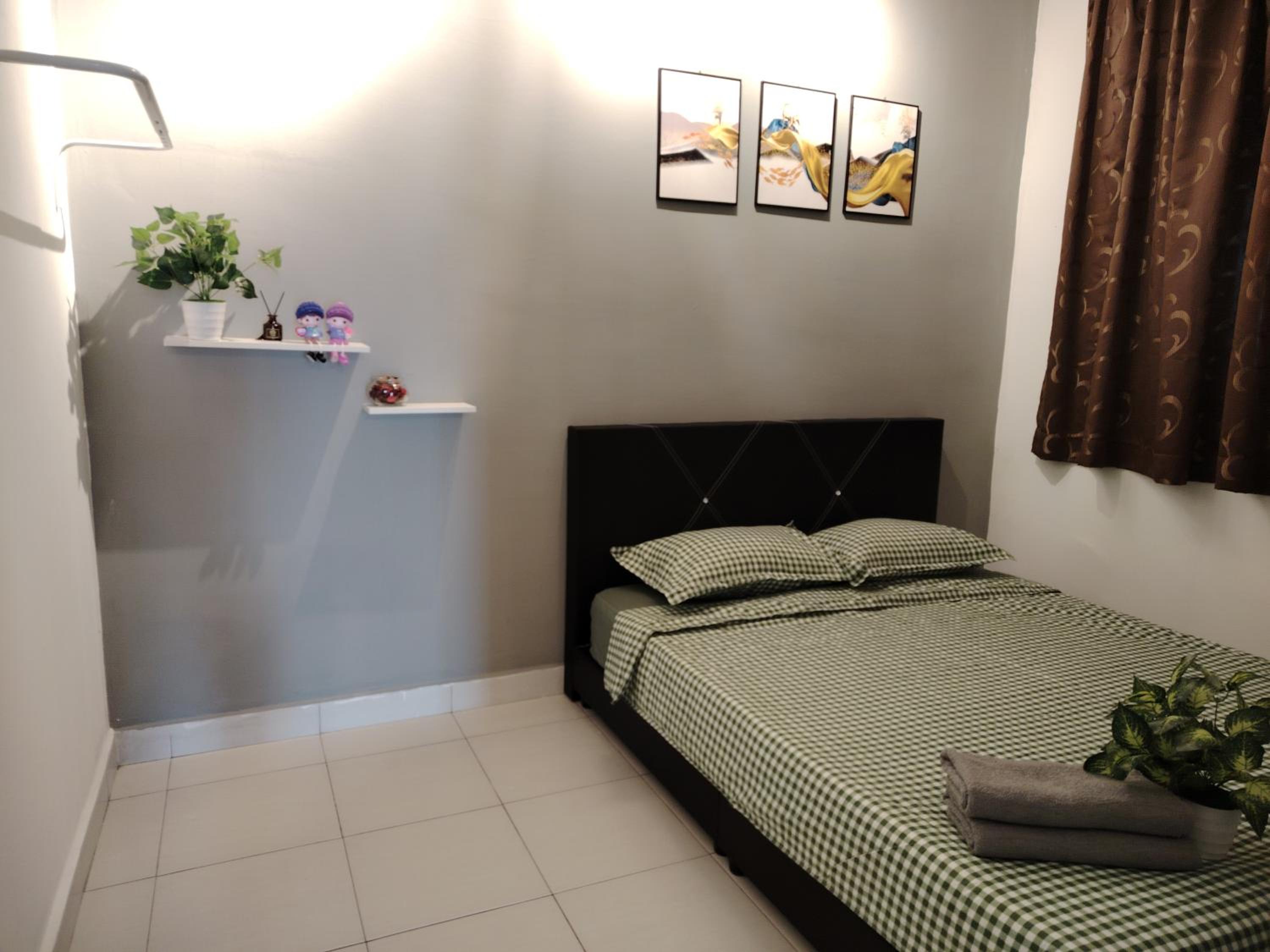 MGM-Tebrau City Walk within 5 min to AEON Mall, Ikea & Toppen