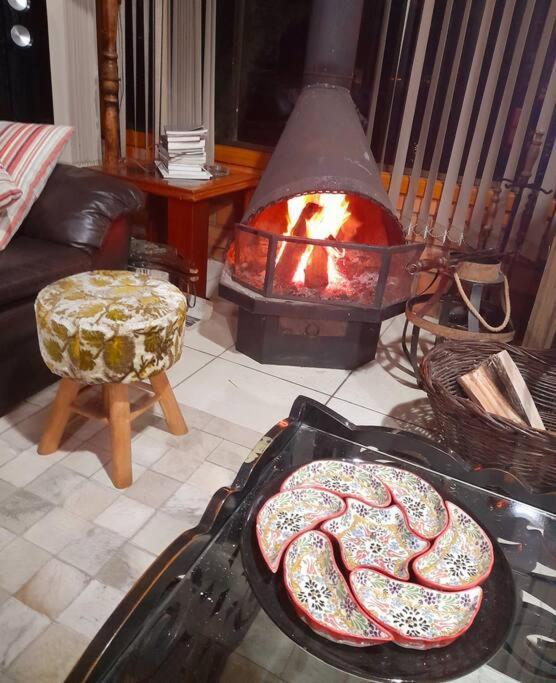 Casinha da Serra com açude