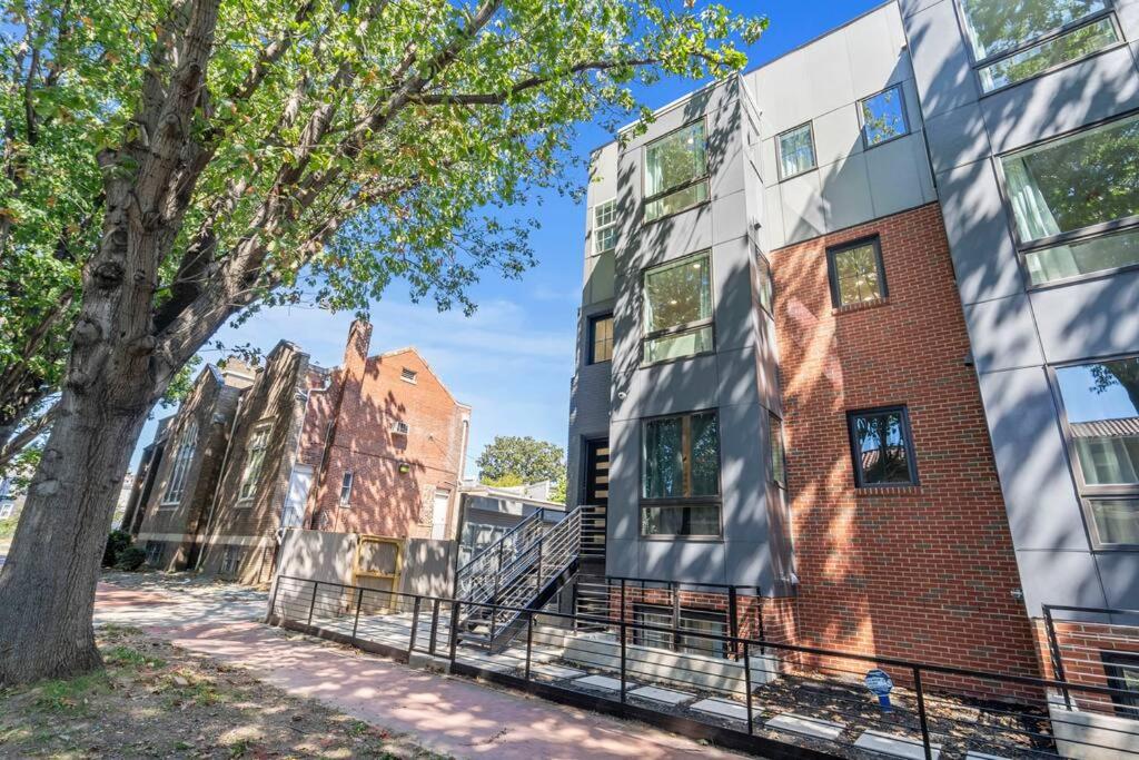 Capitol Hill 4 Charming Townhouse in Downtown DC with Rooftop Free Parking and WIFI, photo 16