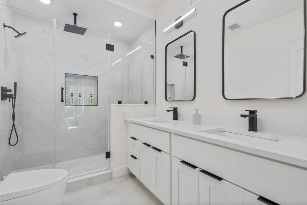 Capitol Hill 4 Charming Townhouse in Downtown DC with Rooftop Free Parking and WIFI, photo 31