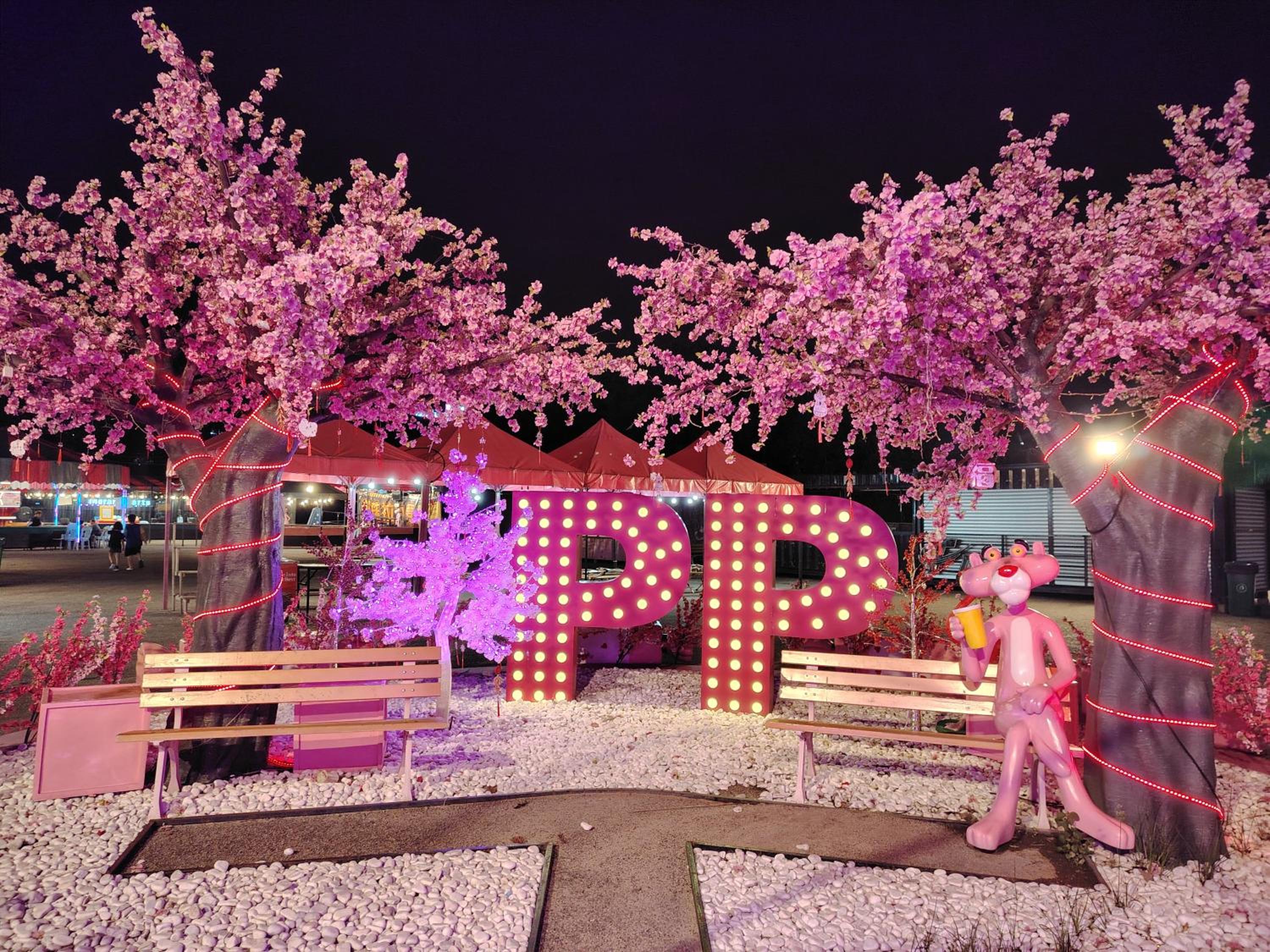 MGM-Tebrau City Walk within 5 min to AEON Mall, Ikea & Toppen