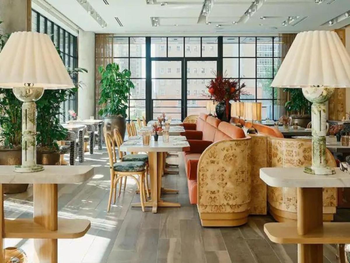 Spacious Luxury Loft Pool-Gym-Free Valet Parking view 3