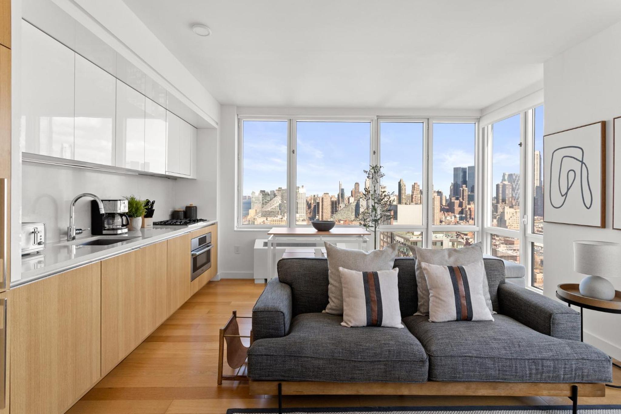 1 BD Luxury apartment with stunning views