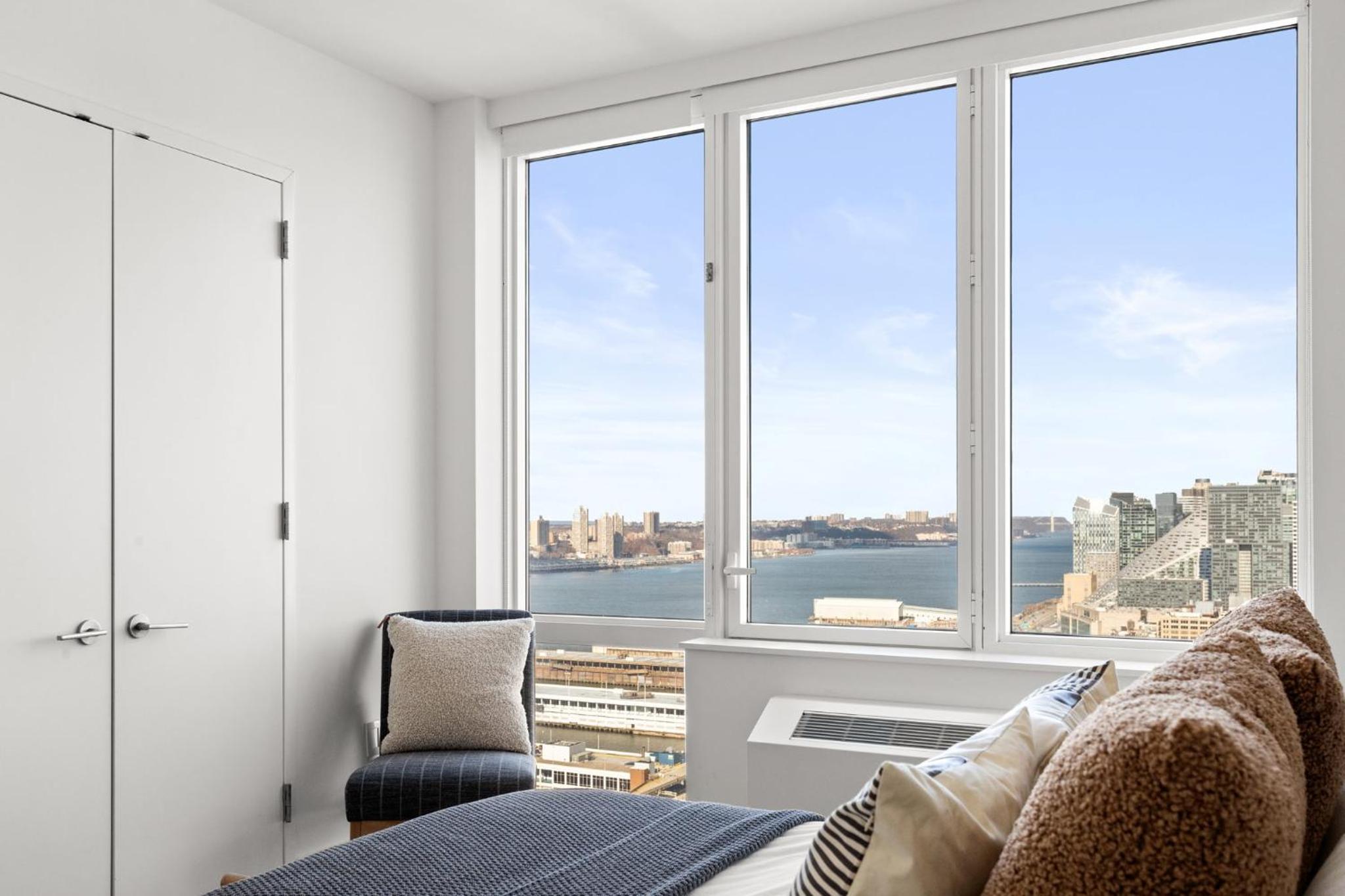 1 BD Luxury apartment with stunning views