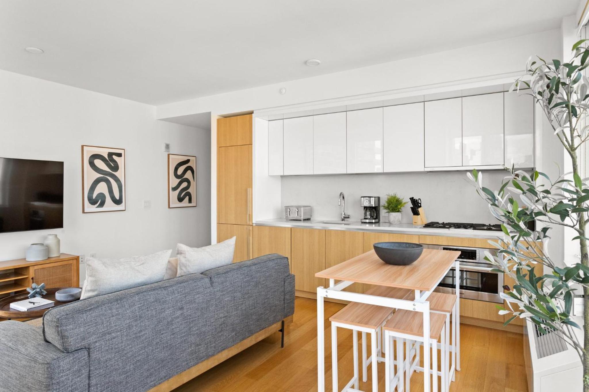 1 BD Luxury apartment with stunning views