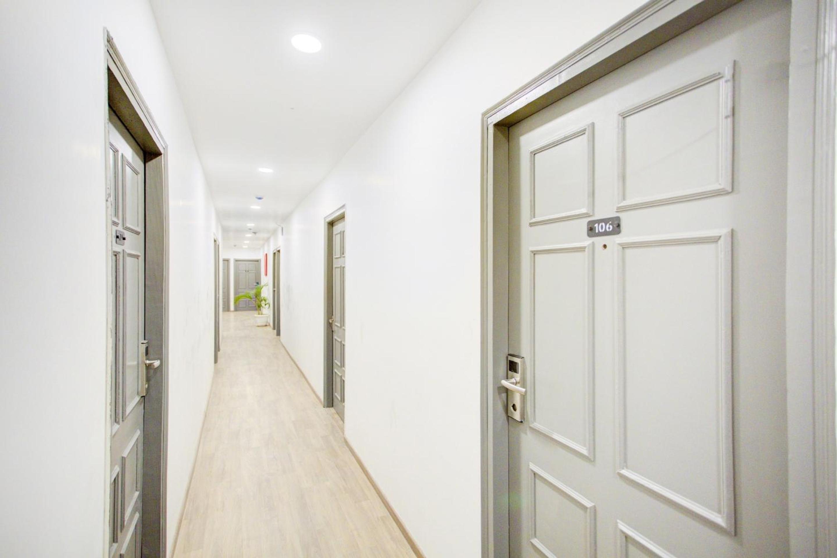 Townhouse Townhouse Atal Chowk Indirapuram Ghaziabad view 4