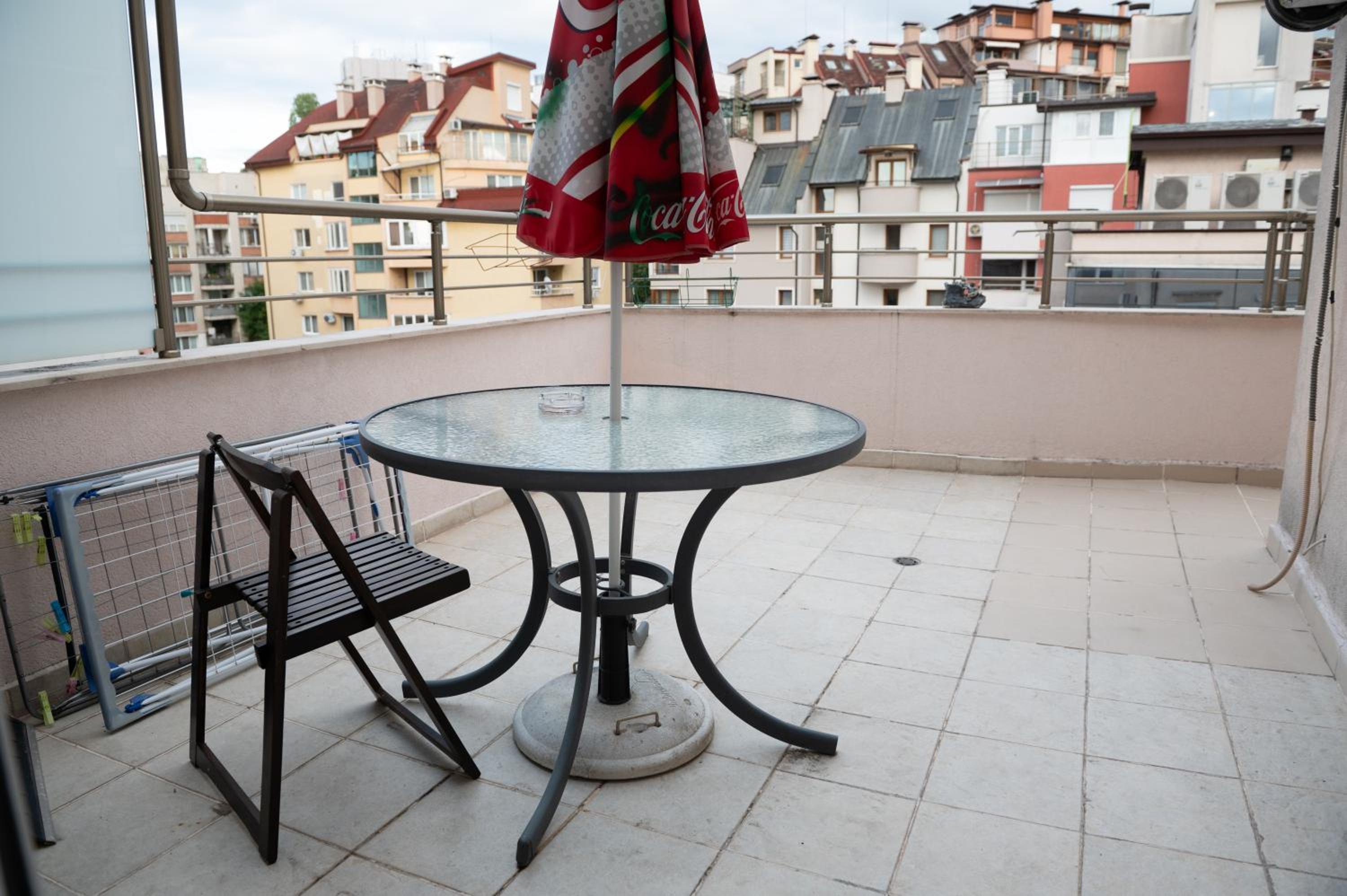 Charming 1BR Steps from South Park