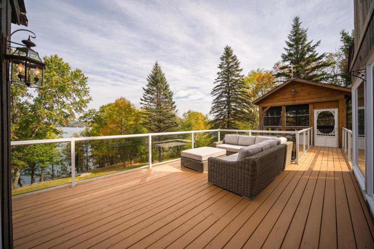 MuskokaWaterfront PoolTable 98TV 6Acres