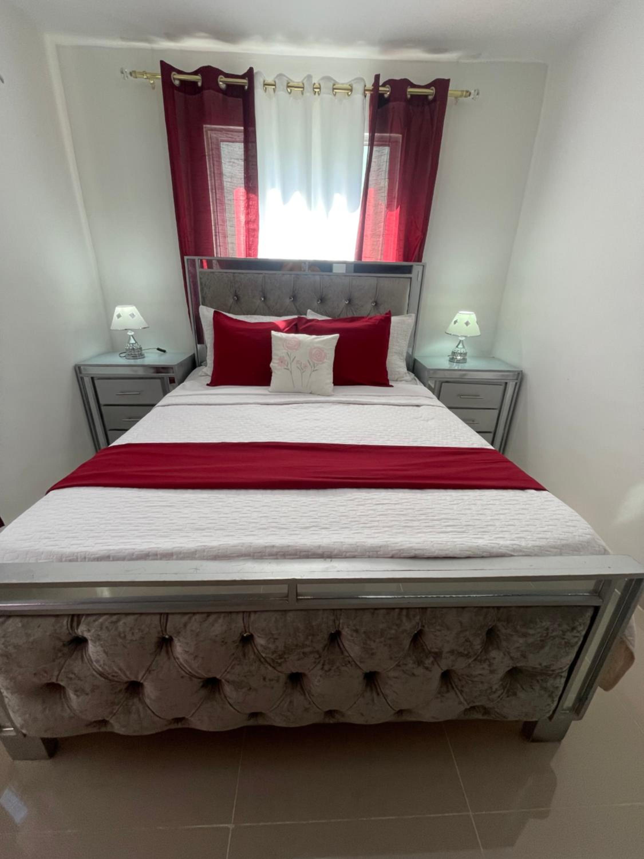 Apartamento con terraza y jacuzzi privado