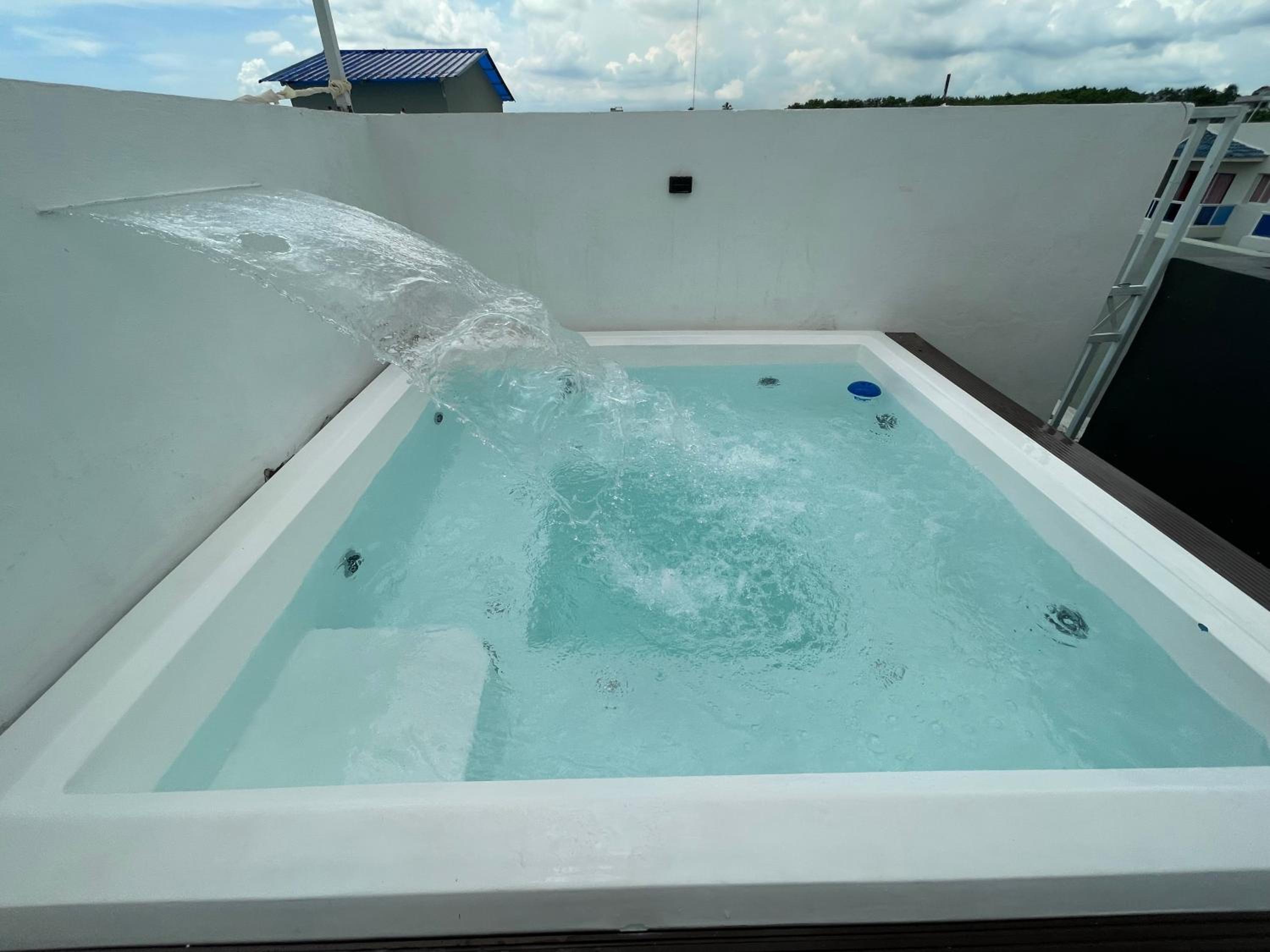 Apartamento con terraza y jacuzzi privado