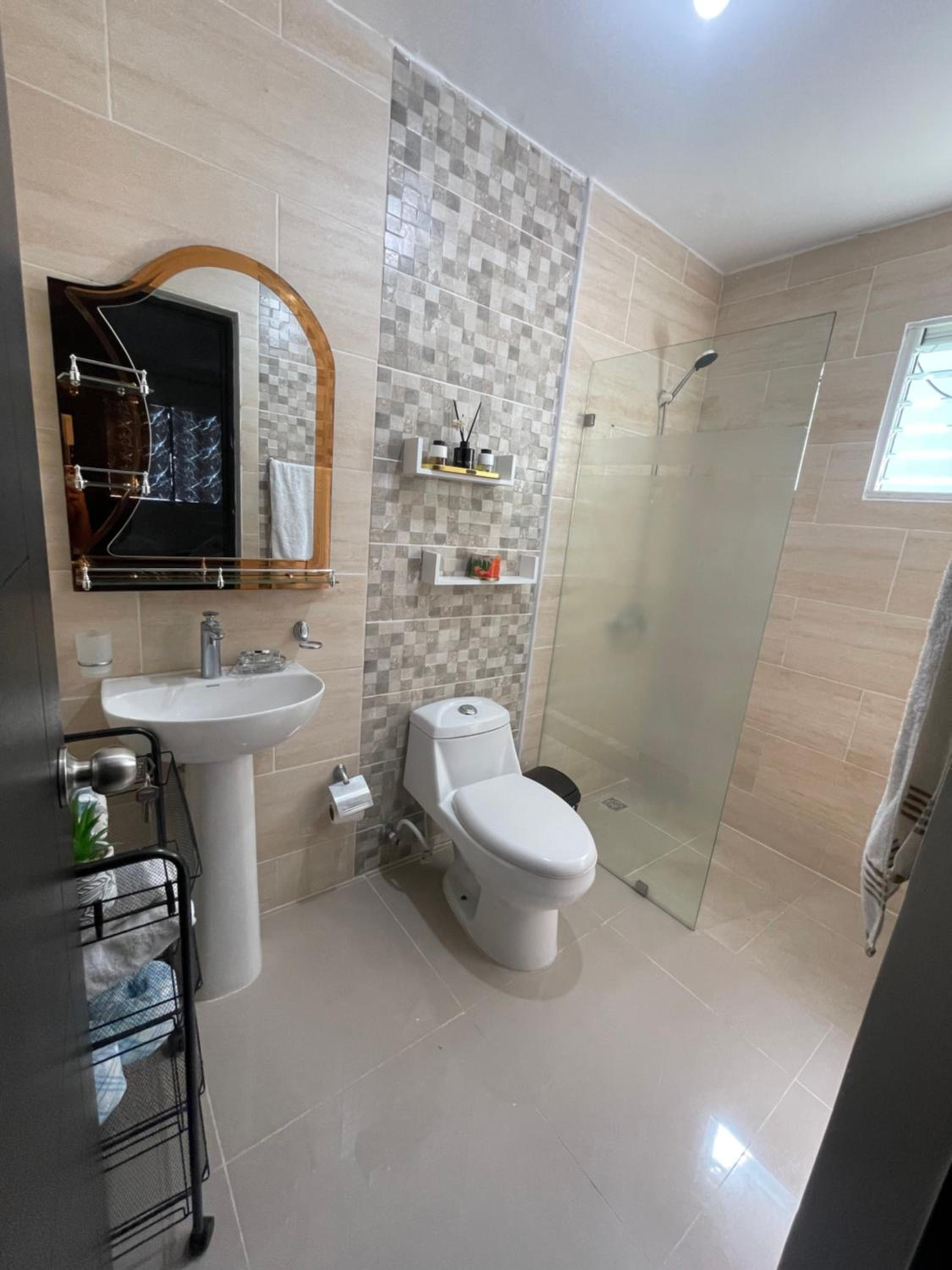 Apartamento con terraza y jacuzzi privado