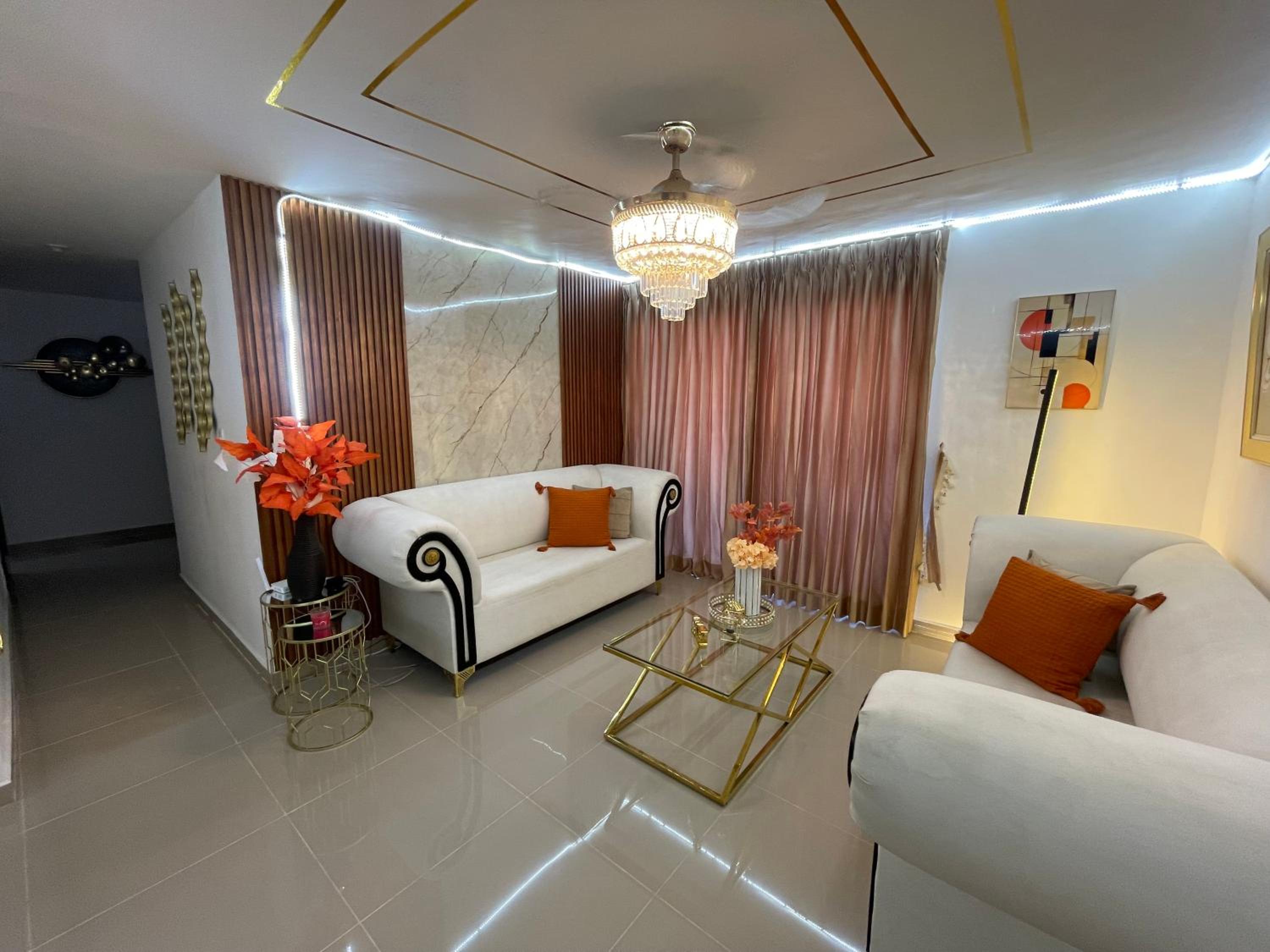 Apartamento con terraza y jacuzzi privado